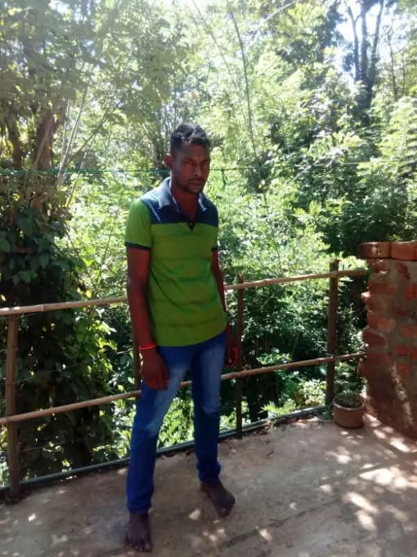 Nadan Nadan